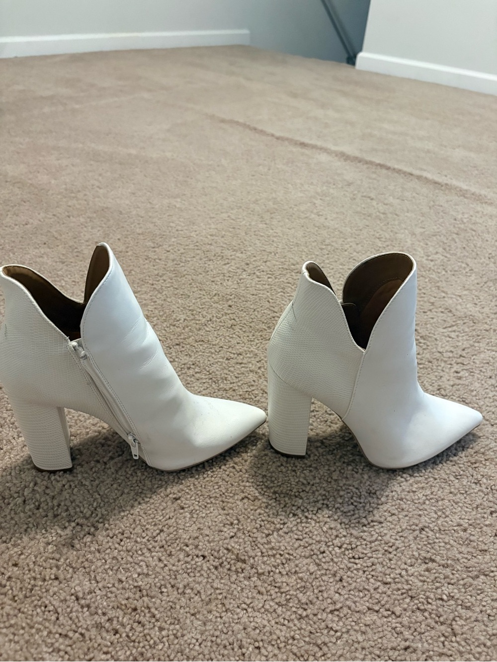 Women's White Pointed-Toe Ankle Booties